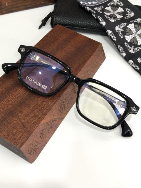 1:1 Top Quality Chrοme Heαrts Glasses