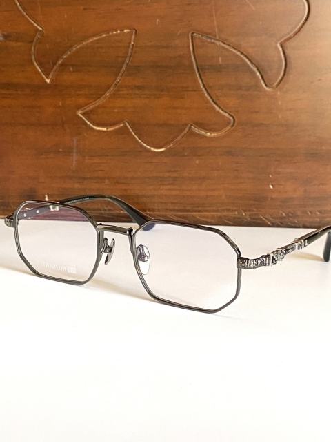1:1 Top Quality Chrοme Heαrts Glasses