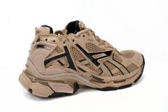 1:1 quality version B Runner Dark Brown 677402W1RA80125