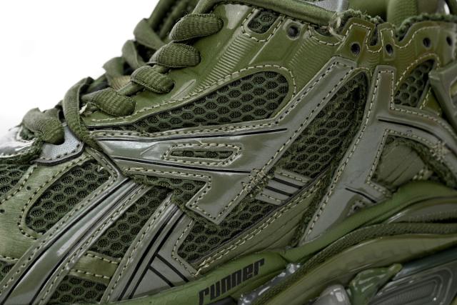 1:1 quality version B Runner Army Green 677402 W1RN3 2025