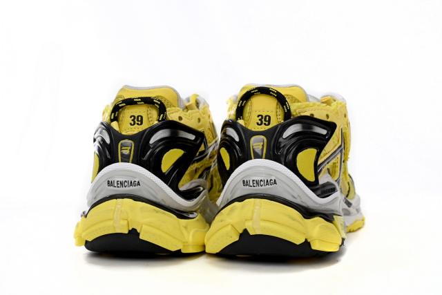 1:1 quality version B Runner Black Yellow 677402W2RD30510