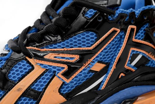 1:1 quality version B Runner Blue Orange Black 677403W3RB34719