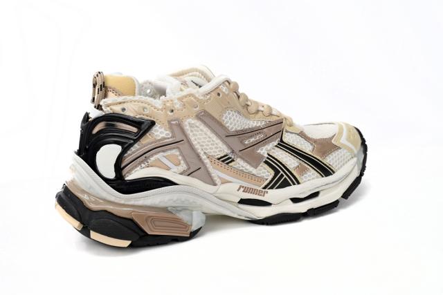 1:1 quality version B Runner Beige Black White 677403W3RB39891