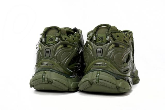 1:1 quality version B Runner Army Green 677402 W1RN3 2025