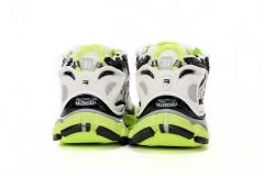 1:1 quality version B Runner Black, white, and Yellow 677402W3RBP1093