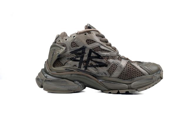 1:1 quality version B Runner Black Brown 677402 W3RB2 2010