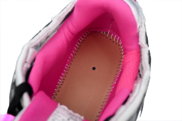 1:1 quality version B Runner Gray Pink 677402 W3RB2 9155
