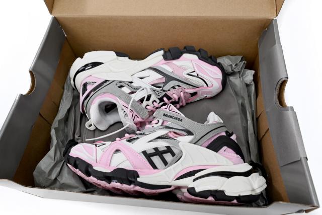 B Track.2 Pink Black 568615 W3AE2 5291