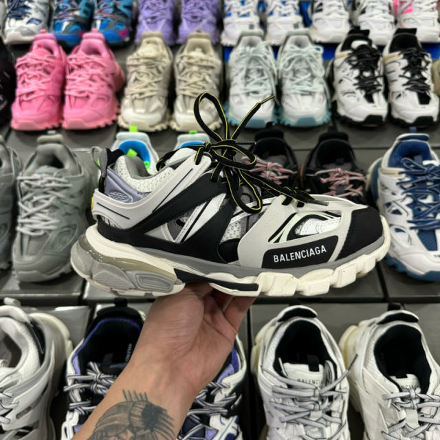 BLCG Track 1.0 Worn Out Shoes White