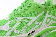 1:1 quality version B Runner Fluo Green 677403W3RBM3590