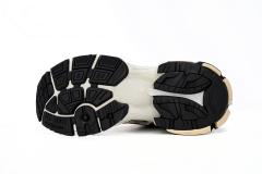 1:1 quality version B Runner Beige Black White 677403W3RB39891