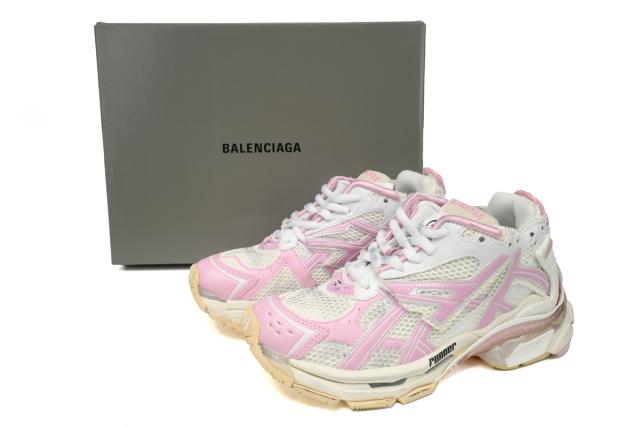 1:1 quality version B Runner Pink White 677402W3RB39059