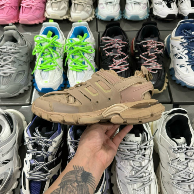 BLCG Track 1.0 Worn Out Shoes Tan
