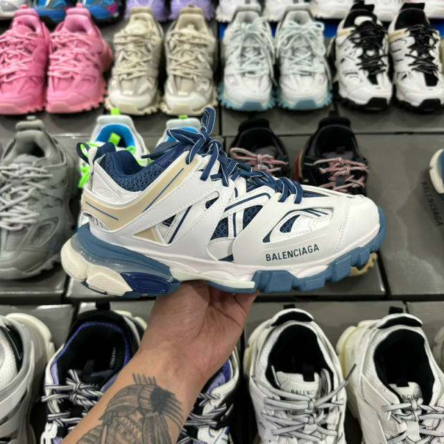 BLCG Track 1.0 Worn Out Shoes White Navy Blue