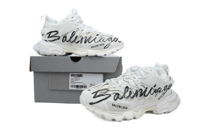 B Track.2 Signature Sneaker in White/black 542436 WTRHW 9010