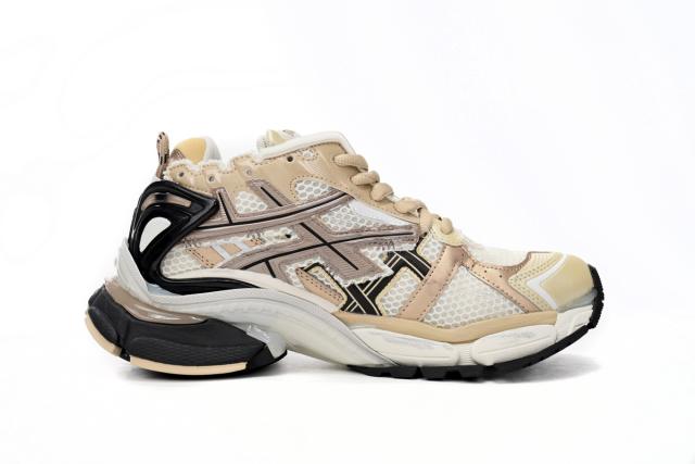 1:1 quality version B Runner Beige Black White 677403W3RB39891