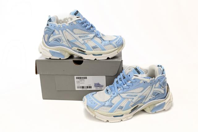 1:1 quality version B Runner White Yellow Blue 677402W3RB59174
