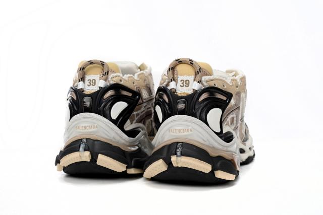 1:1 quality version B Runner Beige Black White 677403W3RB39891