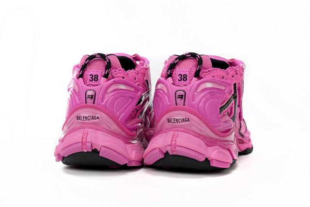 1:1 quality version B Runner Fuchsia Pink 677402W3RB25510