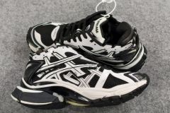 1:1 quality version B Runner White Black White 677403W3RB29010