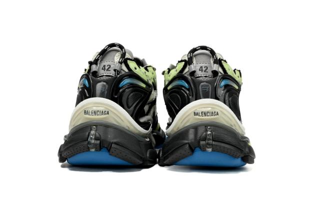 1:1 quality version B Runner Green Blue Black Grey 677403W3RB55179