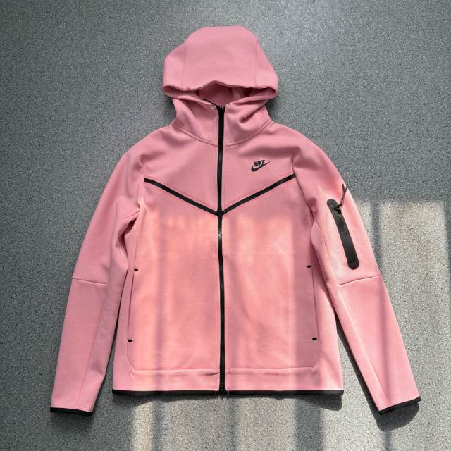 37_Nik* Tech Fleece Tracksuit