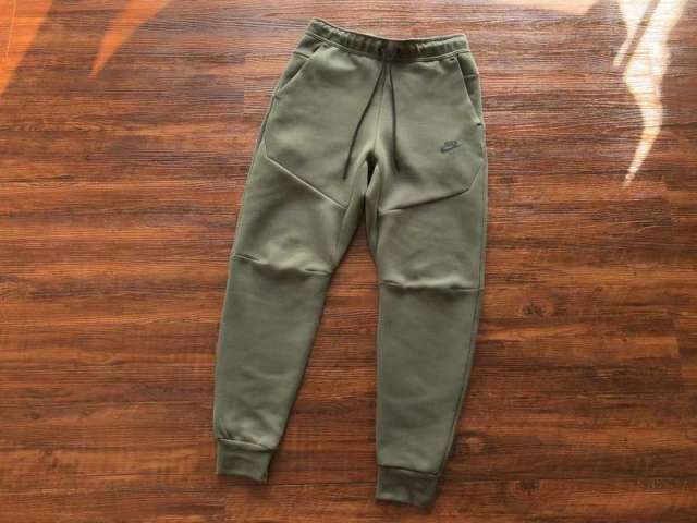 46_Nik* Tech Fleece Tracksuit