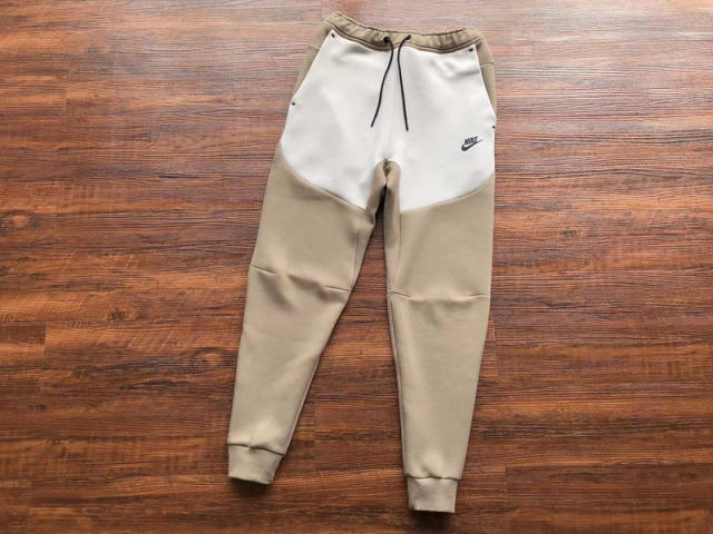 38_Nik* Tech Fleece Tracksuit