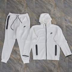 34_Nik* Tech Fleece Tracksuit