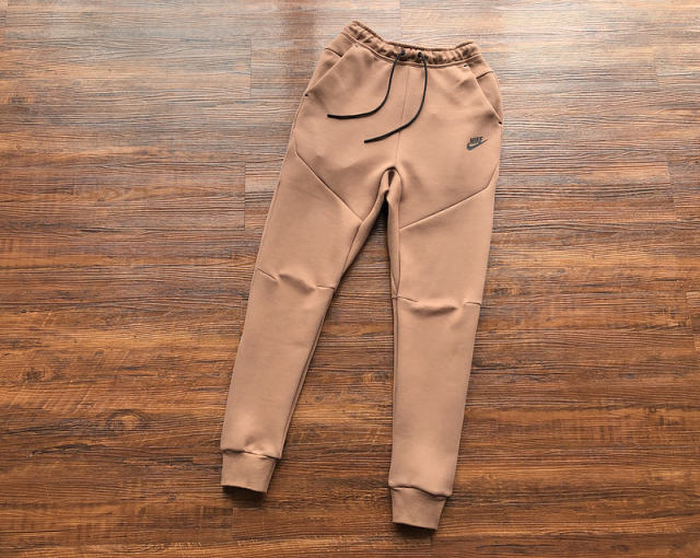 20_Nik* Tech Fleece Tracksuit