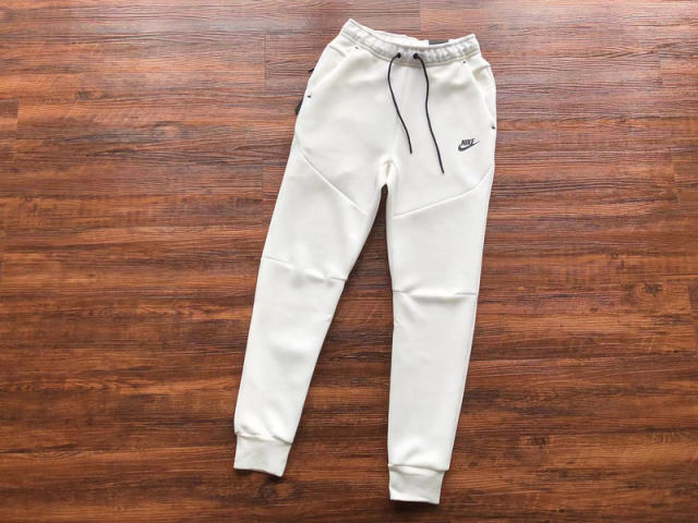 39_Nik* Tech Fleece Tracksuit