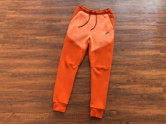 29_Nik* Tech Fleece Tracksuit