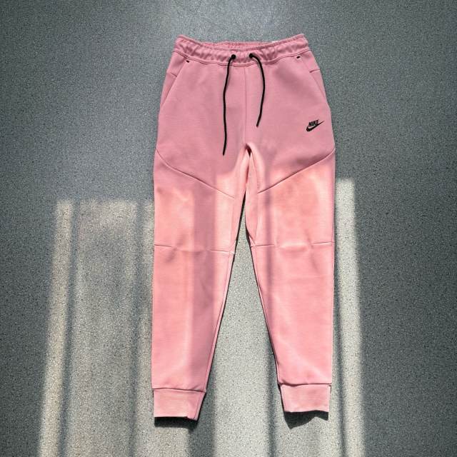 37_Nik* Tech Fleece Tracksuit