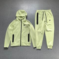 36_Nik* Tech Fleece Tracksuit