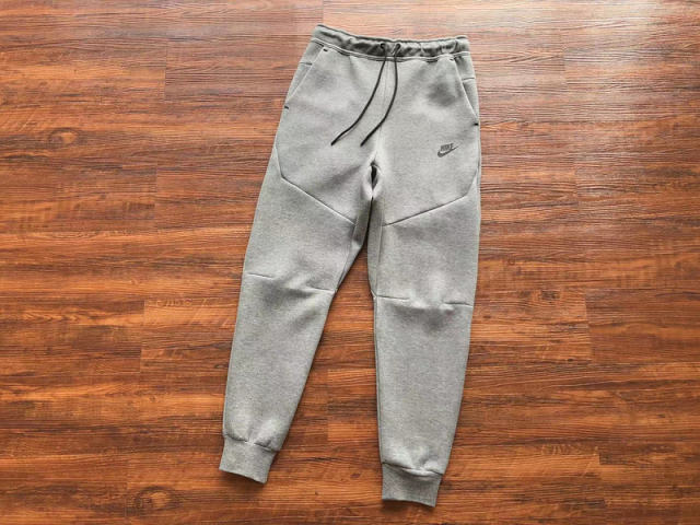 36_Nik* Tech Fleece Tracksuit