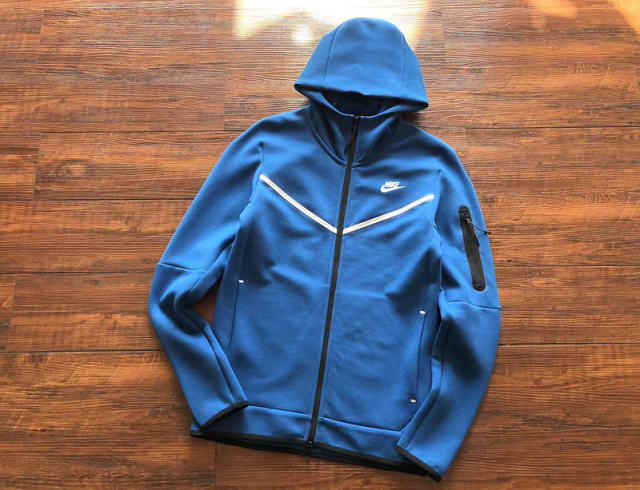 28_Nik* Tech Fleece Tracksuit