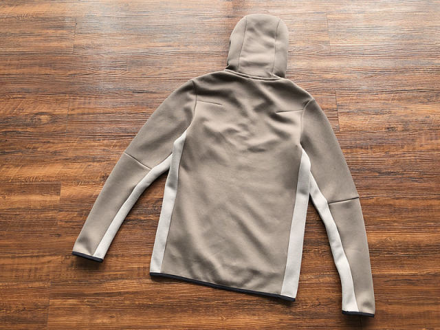 19_Nik* Tech Fleece Tracksuit