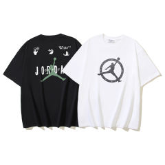 39_166 Off-White T-shirt