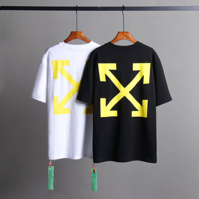 106_2630 Off-White T-shirt