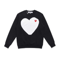 18_239 CDG Crewneck