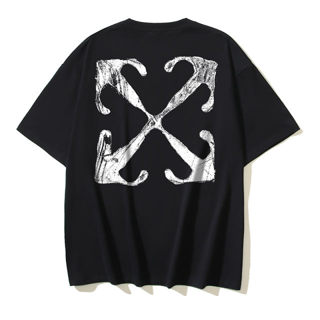 50_182 Off-White T-shirt