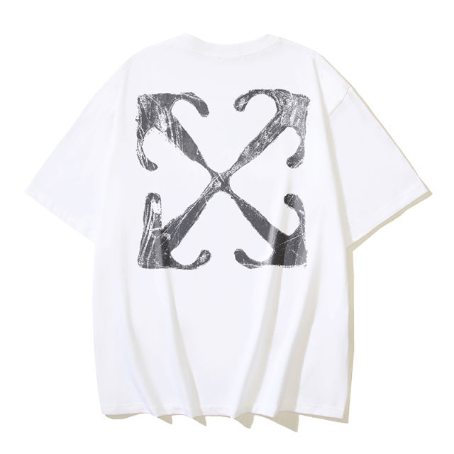 50_182 Off-White T-shirt