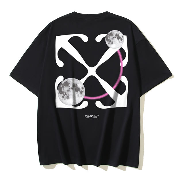 35_160 Off-White T-shirt