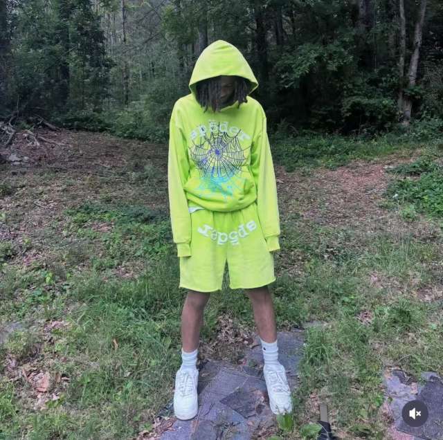 1:1 quality version  Gradient Spiderweb Print Bright Green Hoodie & Shorts Set