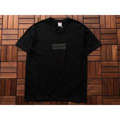 Suprem* Tonal Box Logo Tee