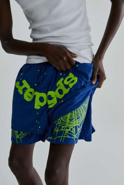 1:1 Quality Letter Star Print Back Pocket Ripped Shorts 4 colors
