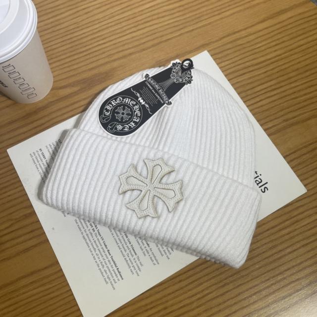 Chr0me Heаrts Cross Beanie