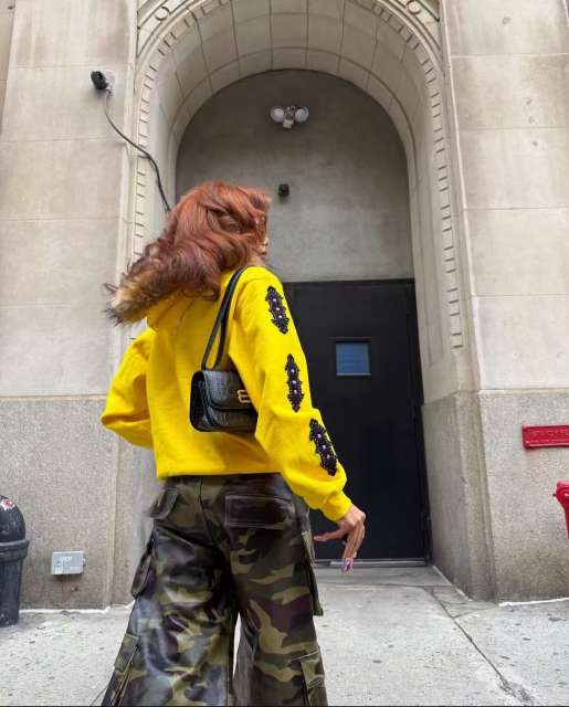 1:1 quality version 28412351 Embroidered letter fur collar zipper Hoodie