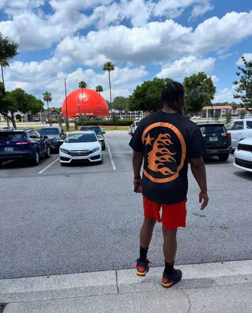 1:1 Quality Hellstar Front and back full orange washed black tee with NFC tag