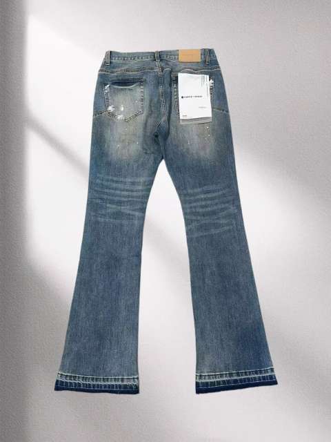 1:1 quality version 28468713 Irregular ripped flared Jeans
